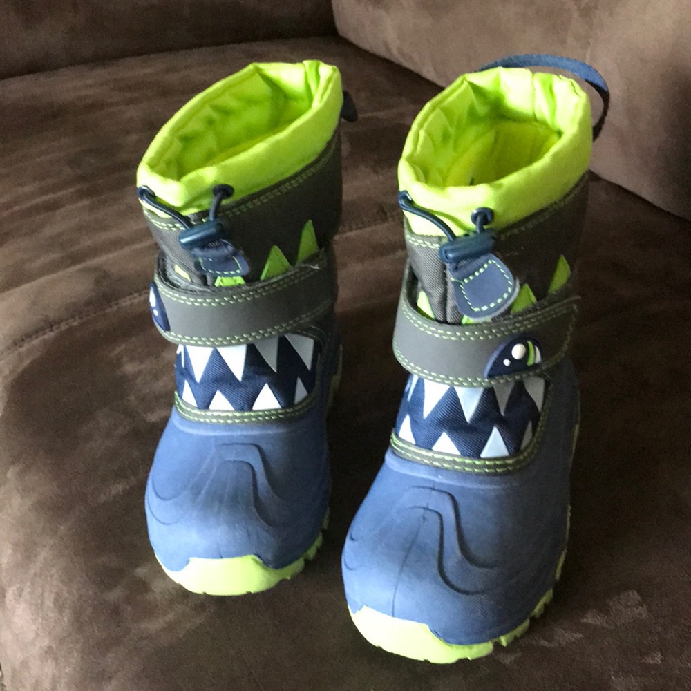 Cat&Jack Toddler boy’s size 12